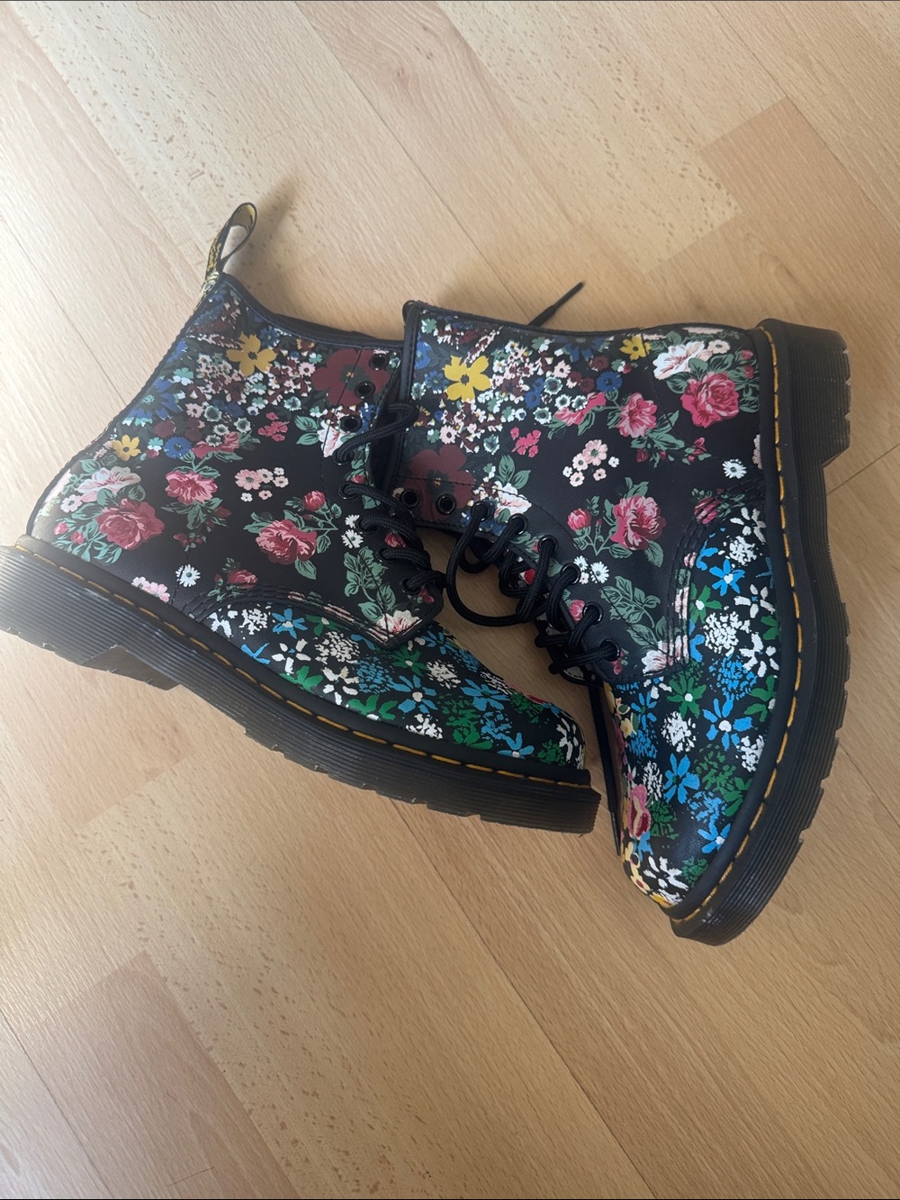 Dr. Martens 1460 Pascal Floral Mash Up boots Size 7 - Picture 2 of 6